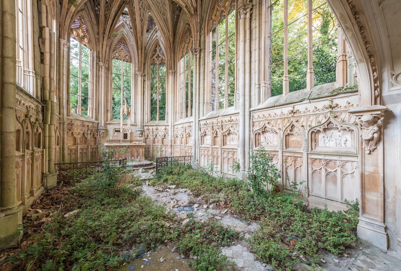 Photographer: Romain Veillon & Abandoned Spaces Around the World